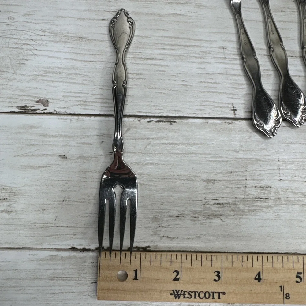 Oneida Community Cantata Stainless Glossy Flatware Silverware Forks Lot Of 11